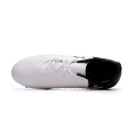 bota-nike-phantom-gx-ii-academy-fgmg-white-black-mtlc-gold-coin-4.jpg